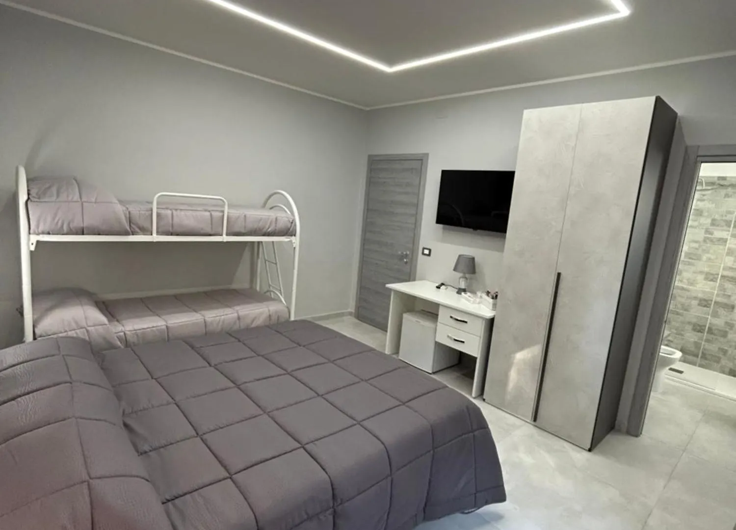 Skycity 2 B&B Naples
